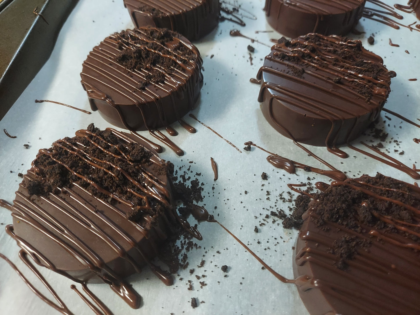 Chocolate covered Oreos